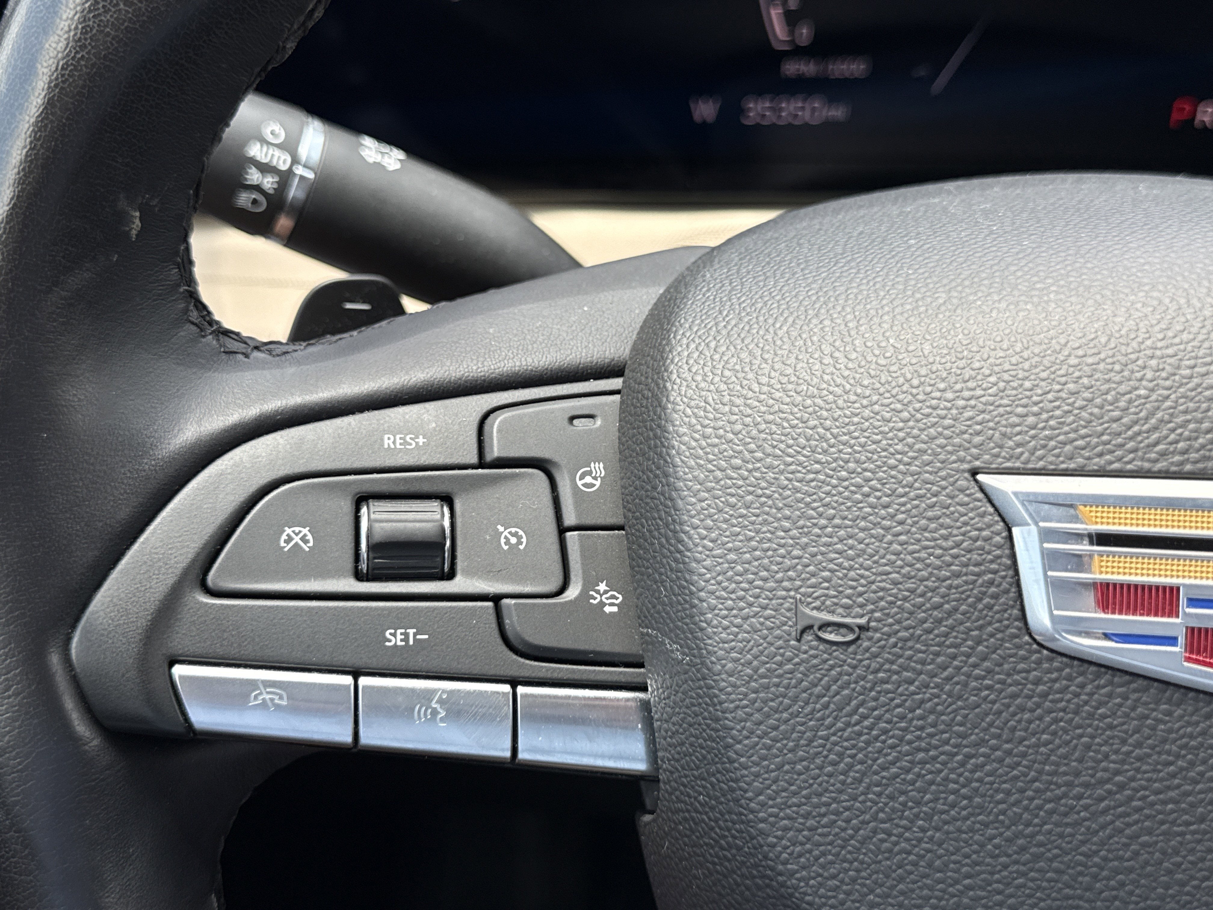 2024 Cadillac XT4 AWD Luxury