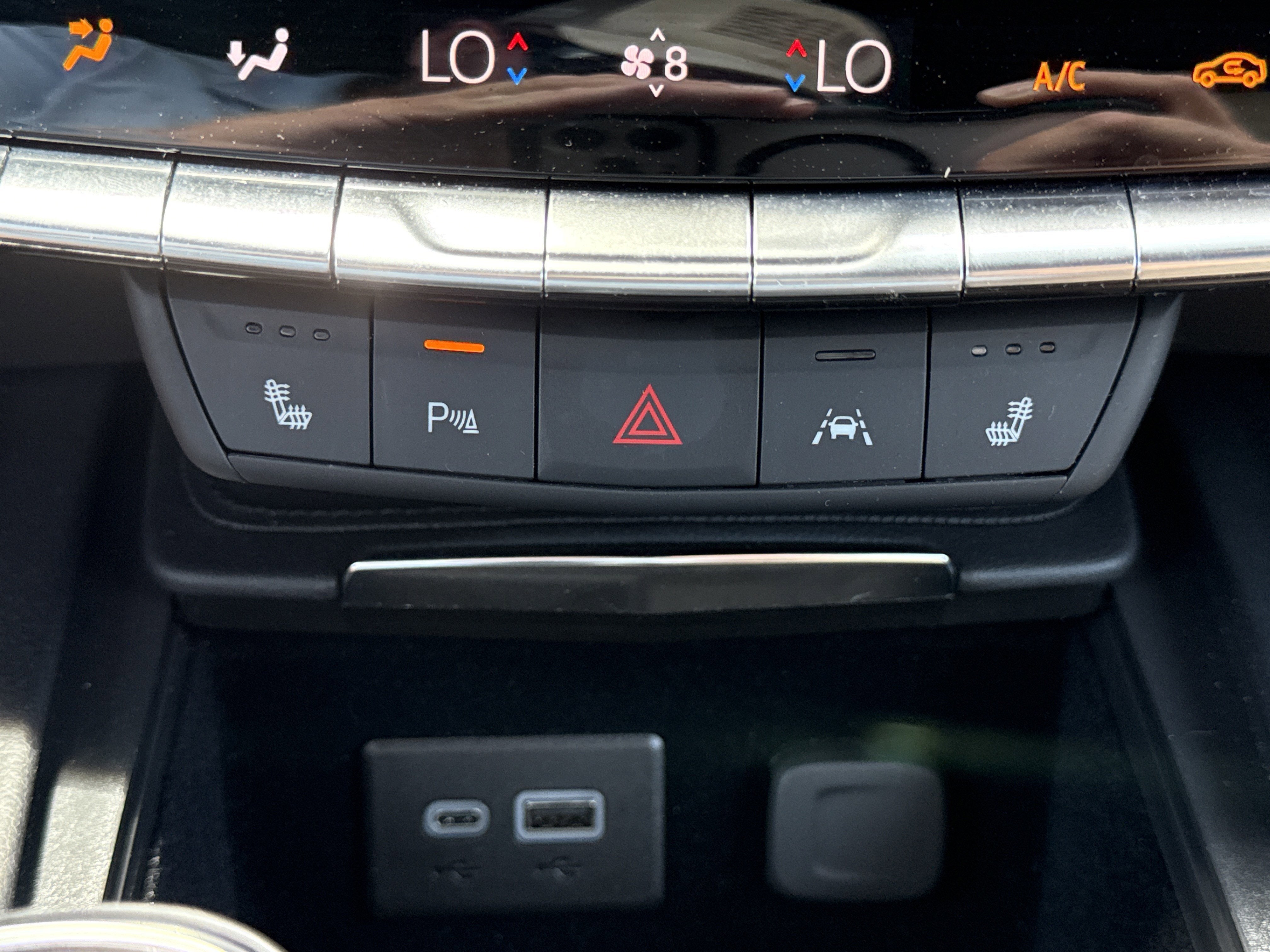 2024 Cadillac XT4 AWD Luxury