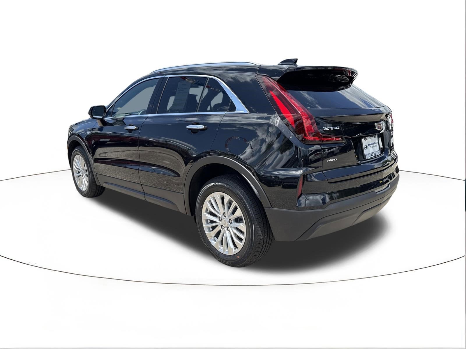 2024 Cadillac XT4 AWD Luxury