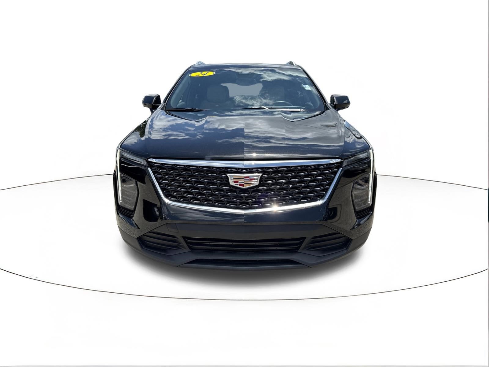 2024 Cadillac XT4 AWD Luxury