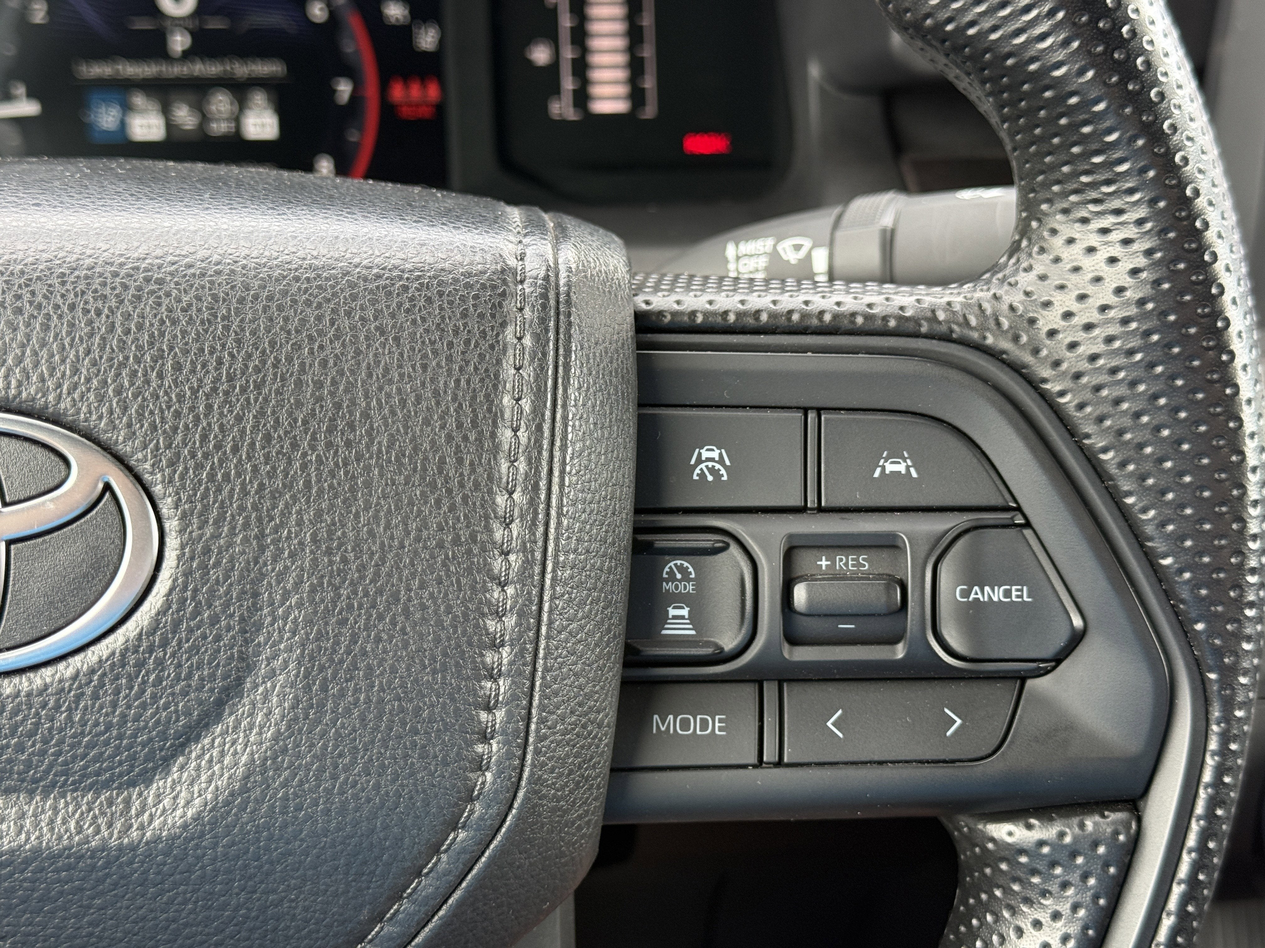 2025 Toyota Tacoma 2WD SR5