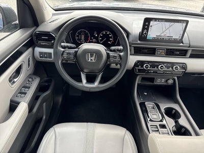 2023 Honda Pilot Touring