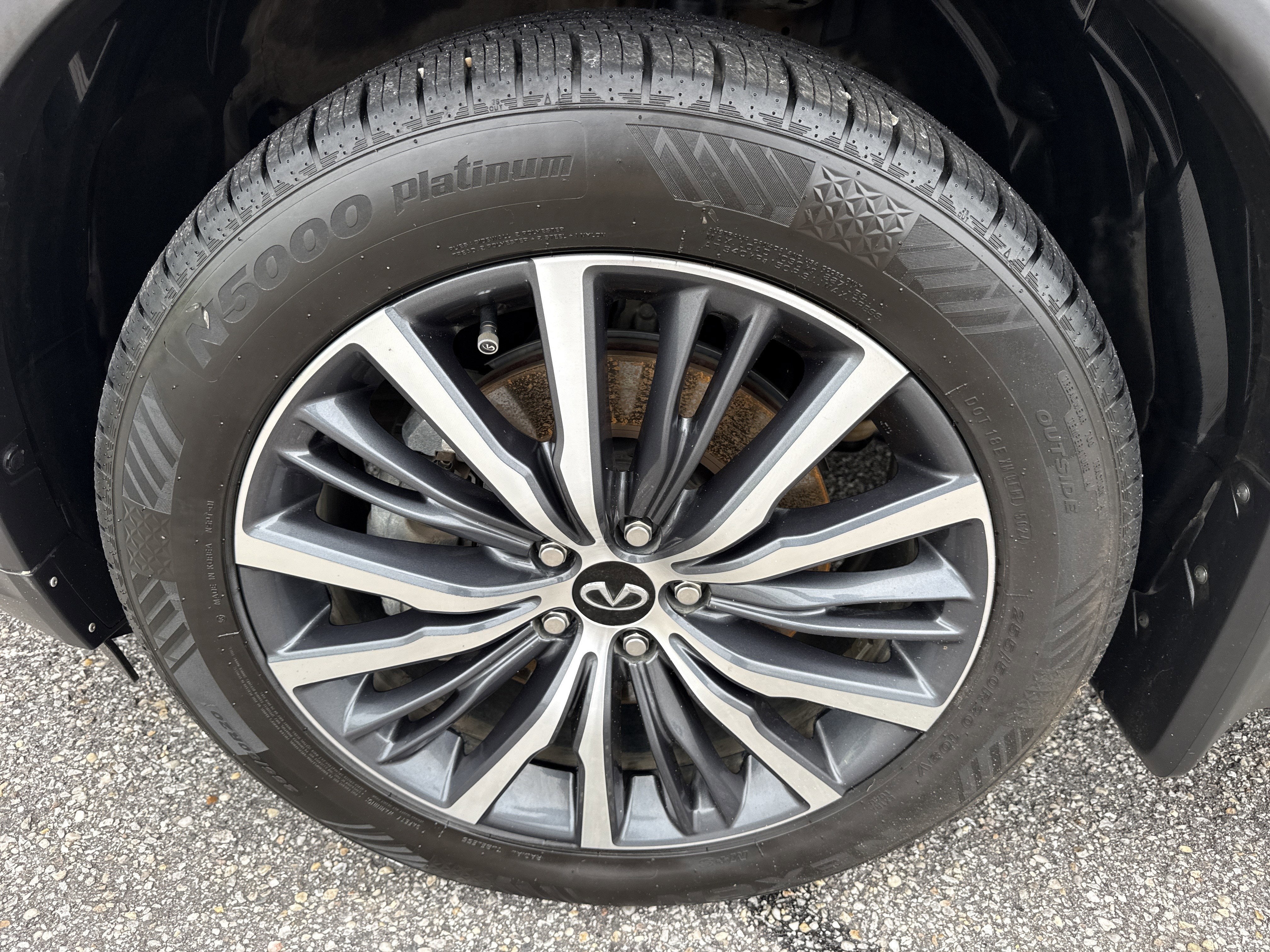 2023 INFINITI QX60 SENSORY