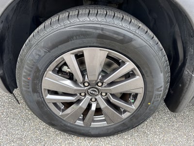 2023 Nissan Pathfinder SV