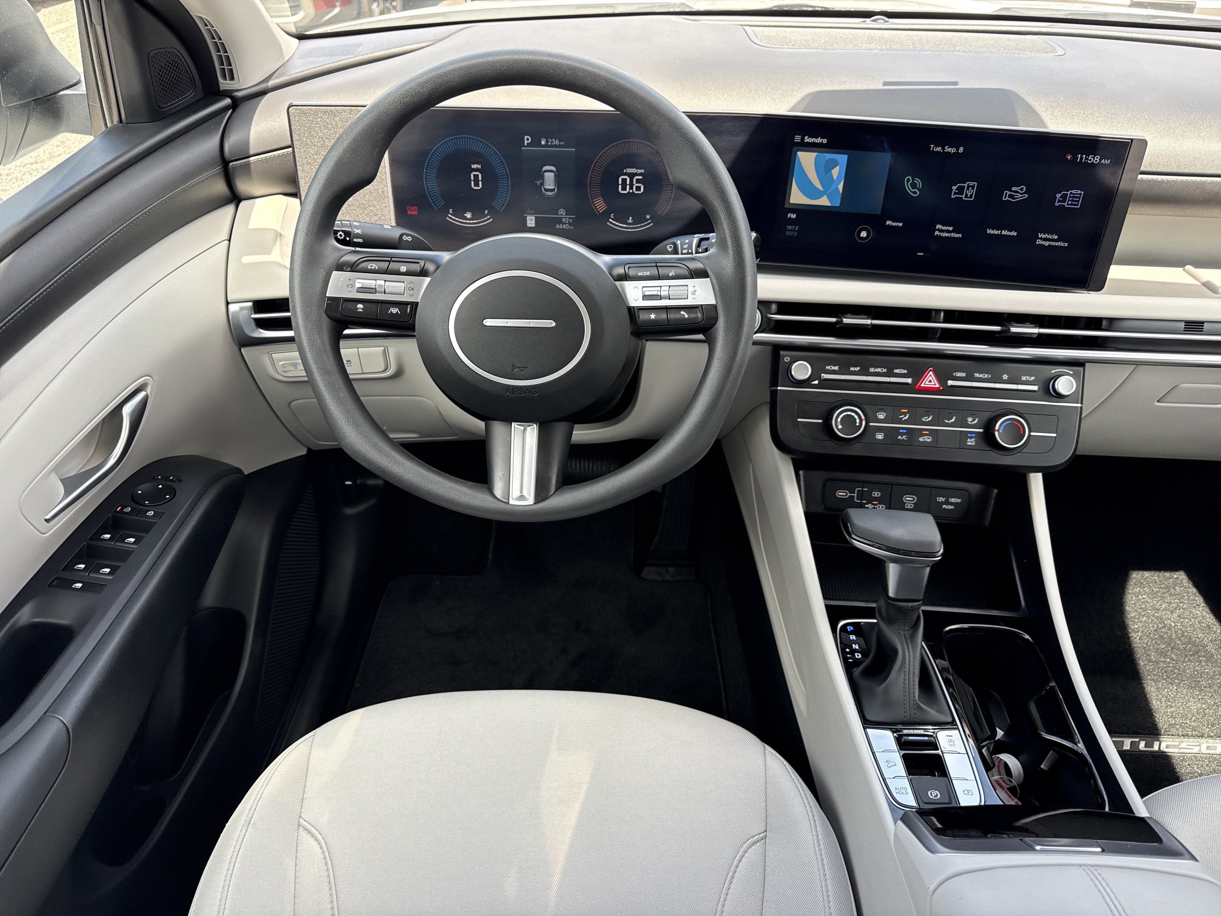 2025 Hyundai Tucson SE