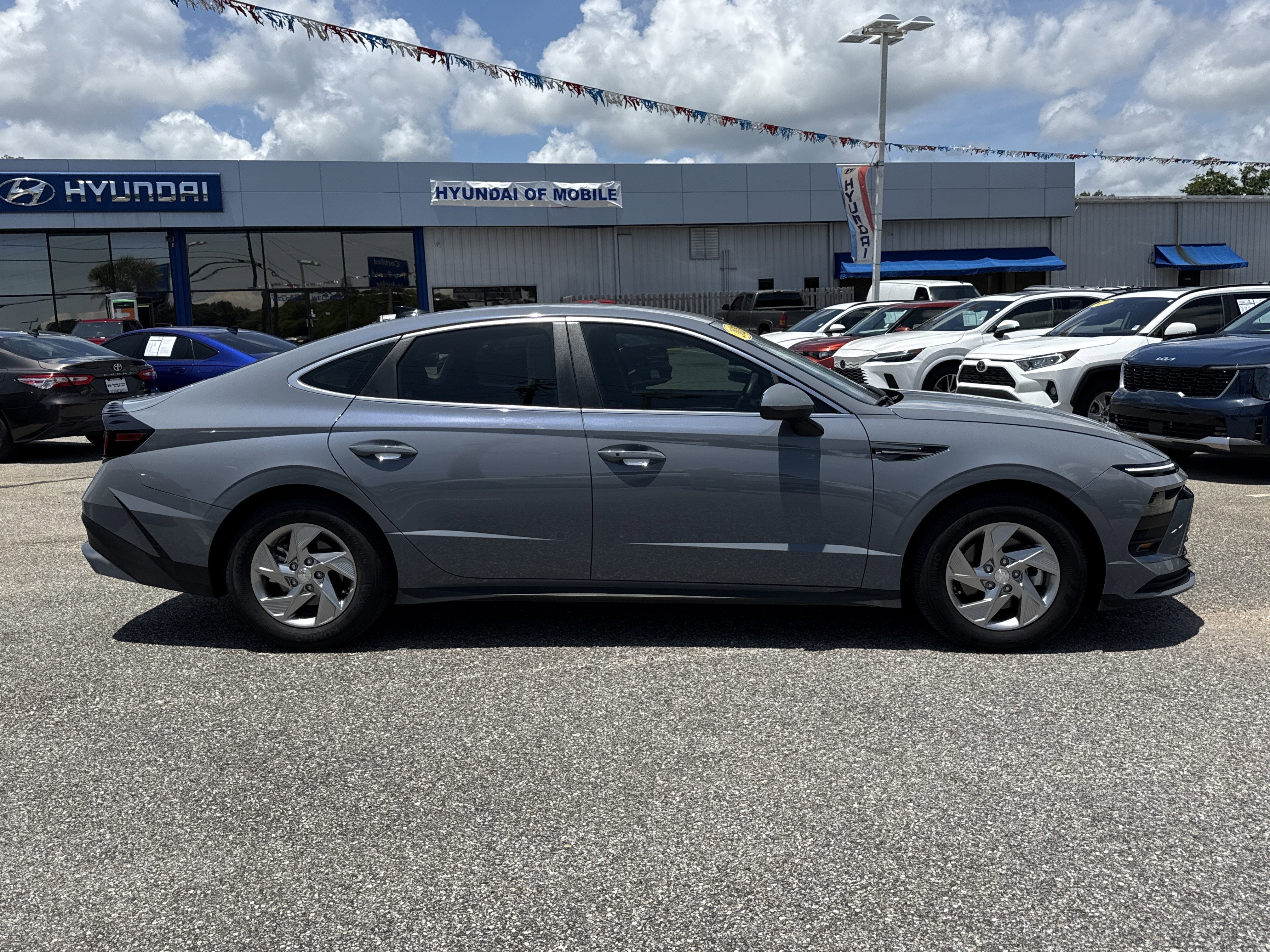 2025 Hyundai Sonata SE