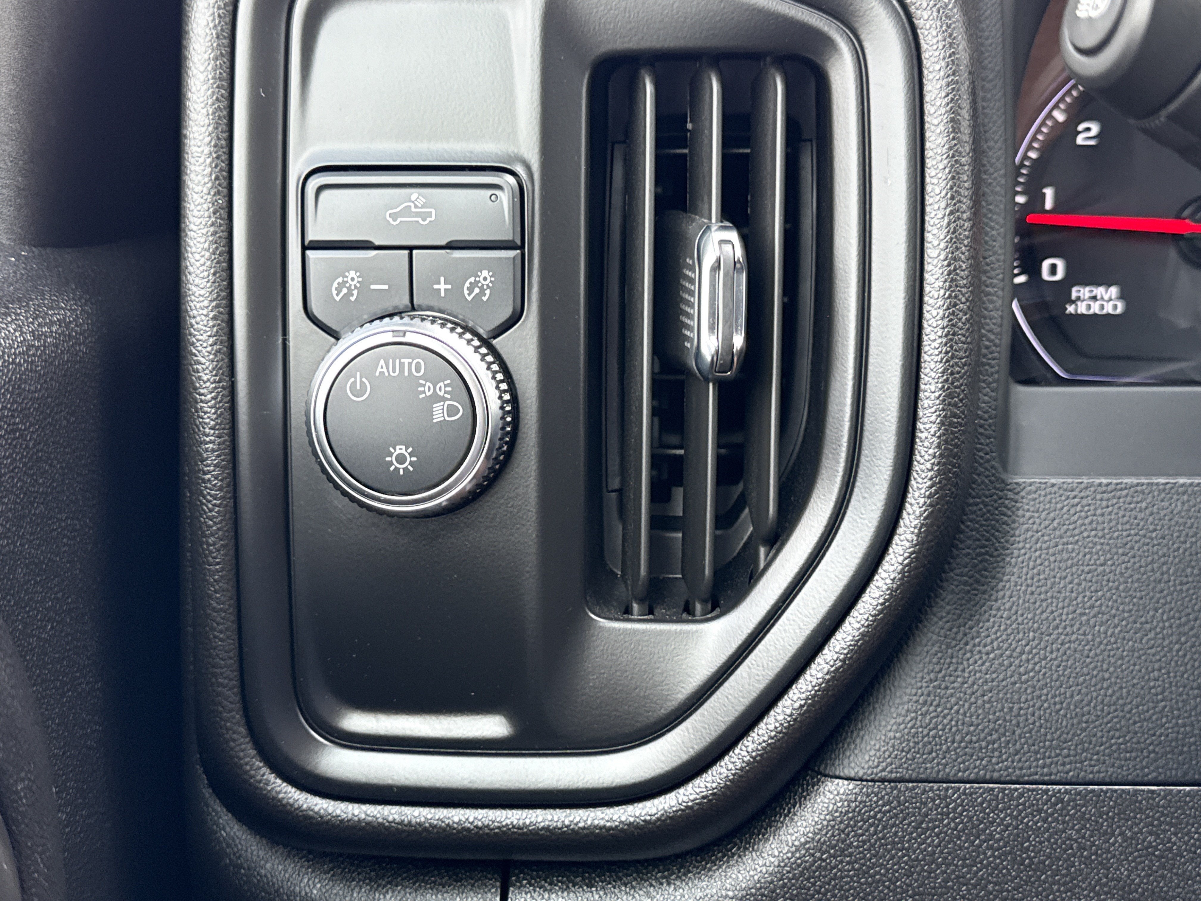 2024 GMC Sierra 2500HD Pro