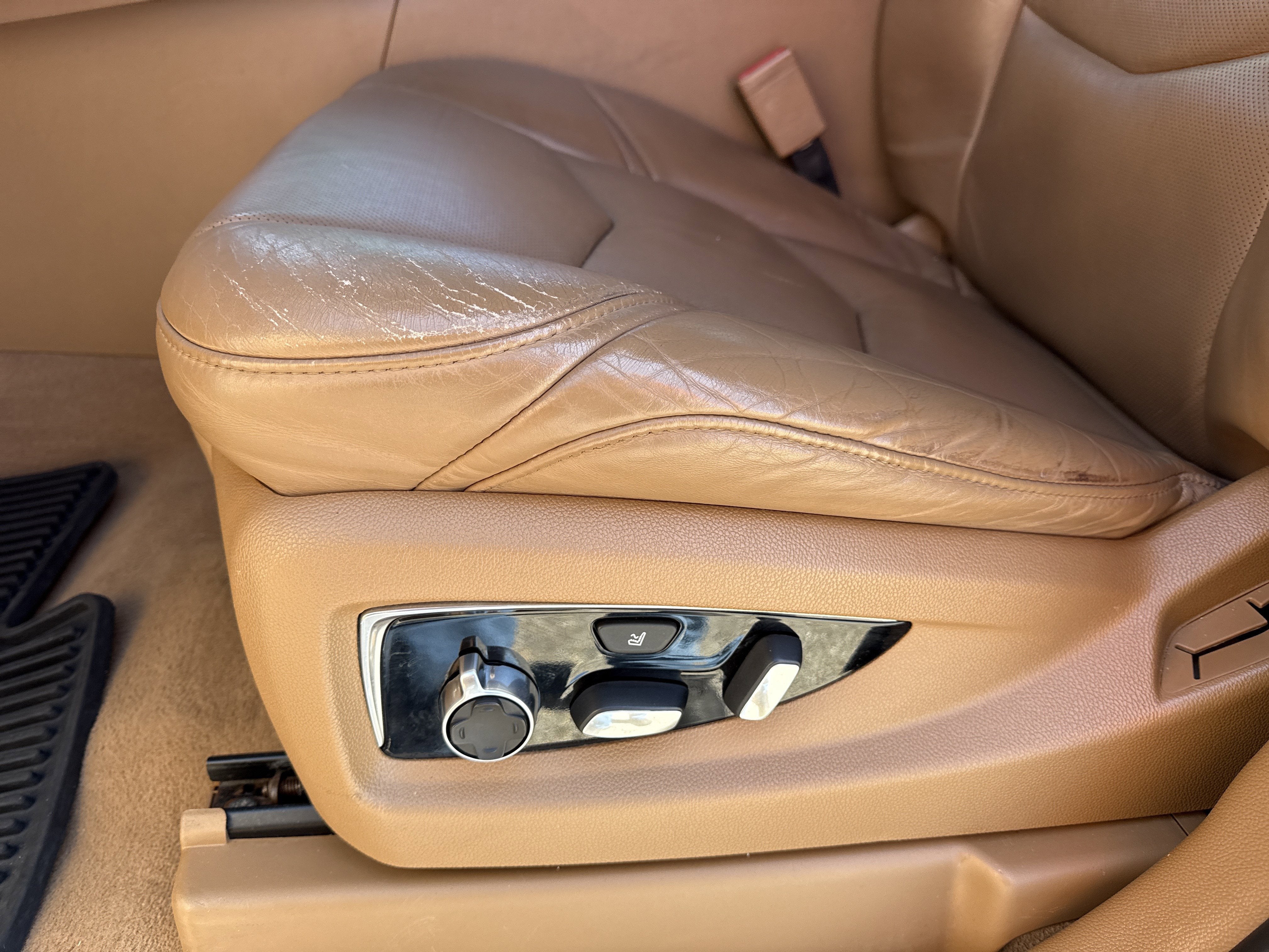 2017 Cadillac Escalade Platinum