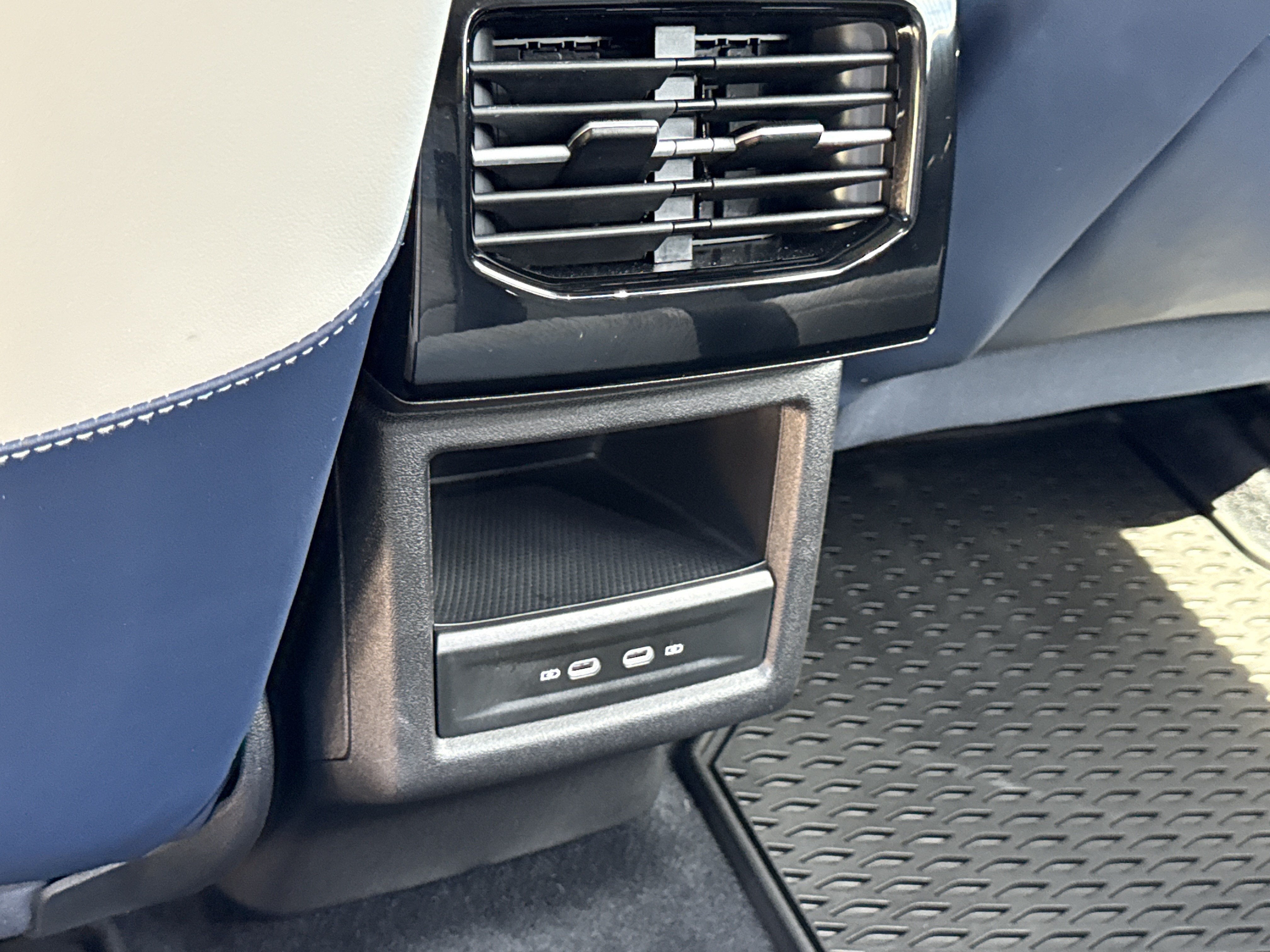 2025 Volkswagen ID.4 S Limited