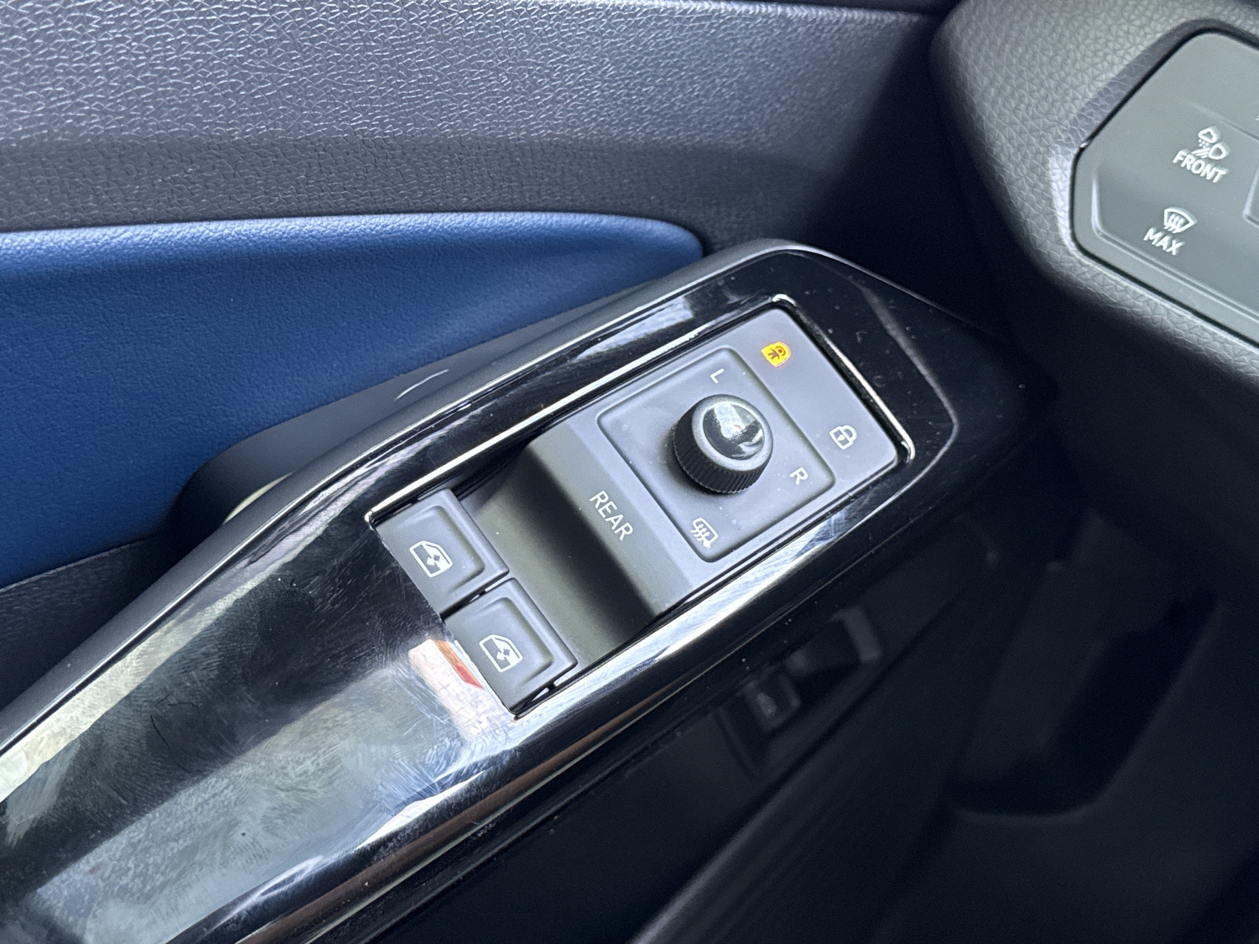 2025 Volkswagen ID.4 S Limited