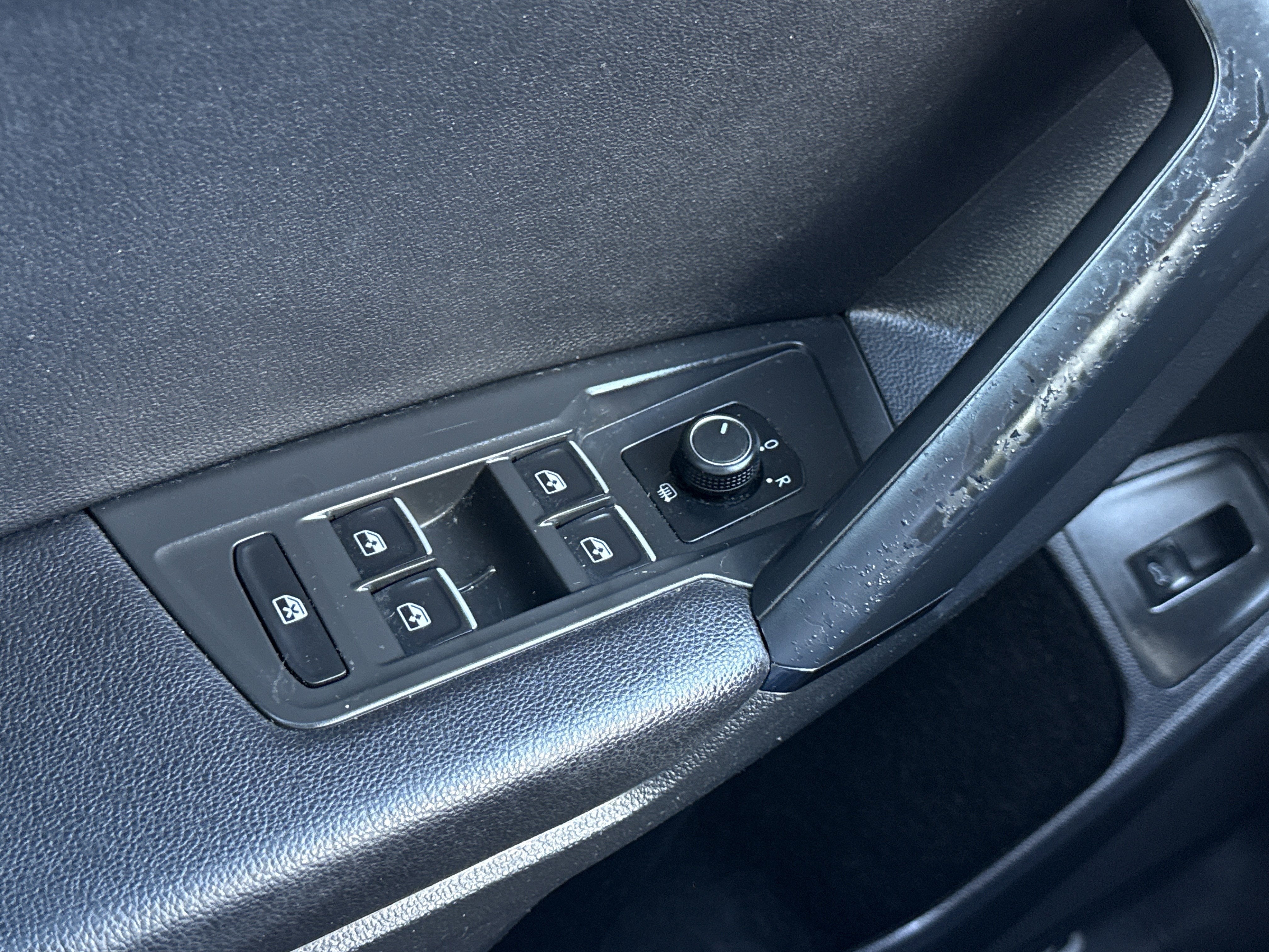 2019 Volkswagen Tiguan SEL R-Line