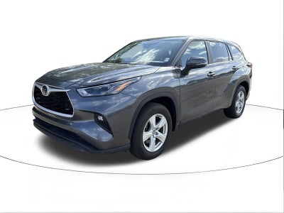 2025 Toyota Highlander LE