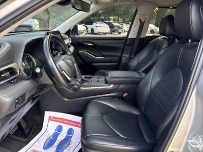 2023 Toyota Highlander XLE