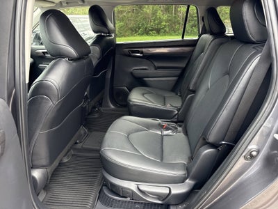 2024 Toyota Highlander Hybrid Limited