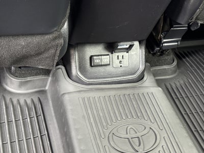 2024 Toyota Highlander Hybrid Limited