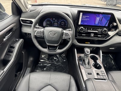 2024 Toyota Highlander Hybrid Limited