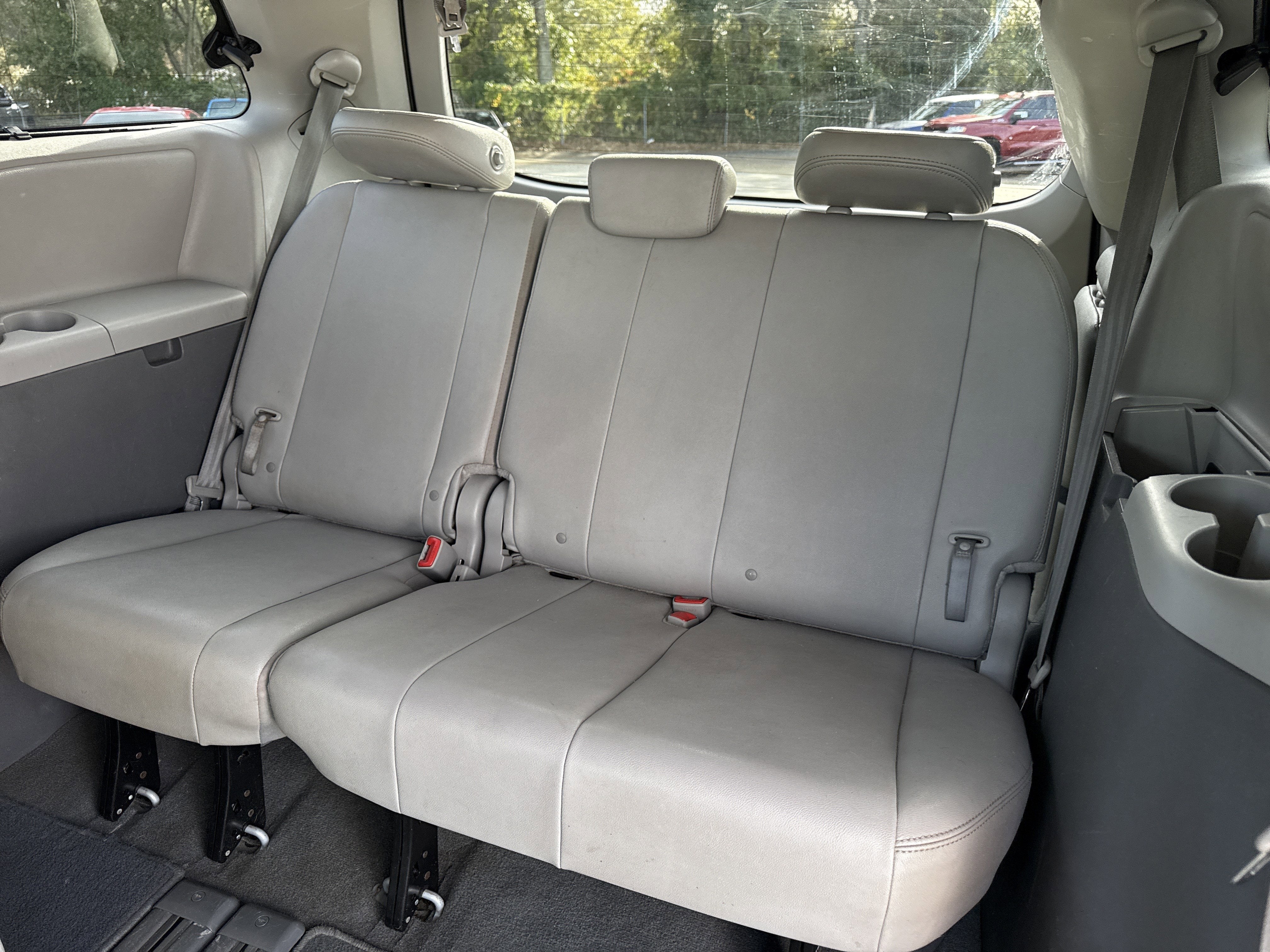 2020 Toyota Sienna XLE Premium
