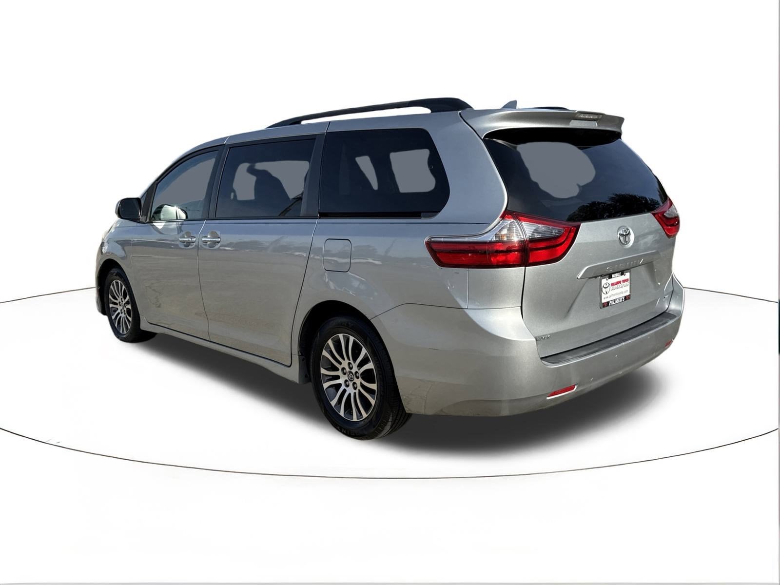 2020 Toyota Sienna XLE Premium