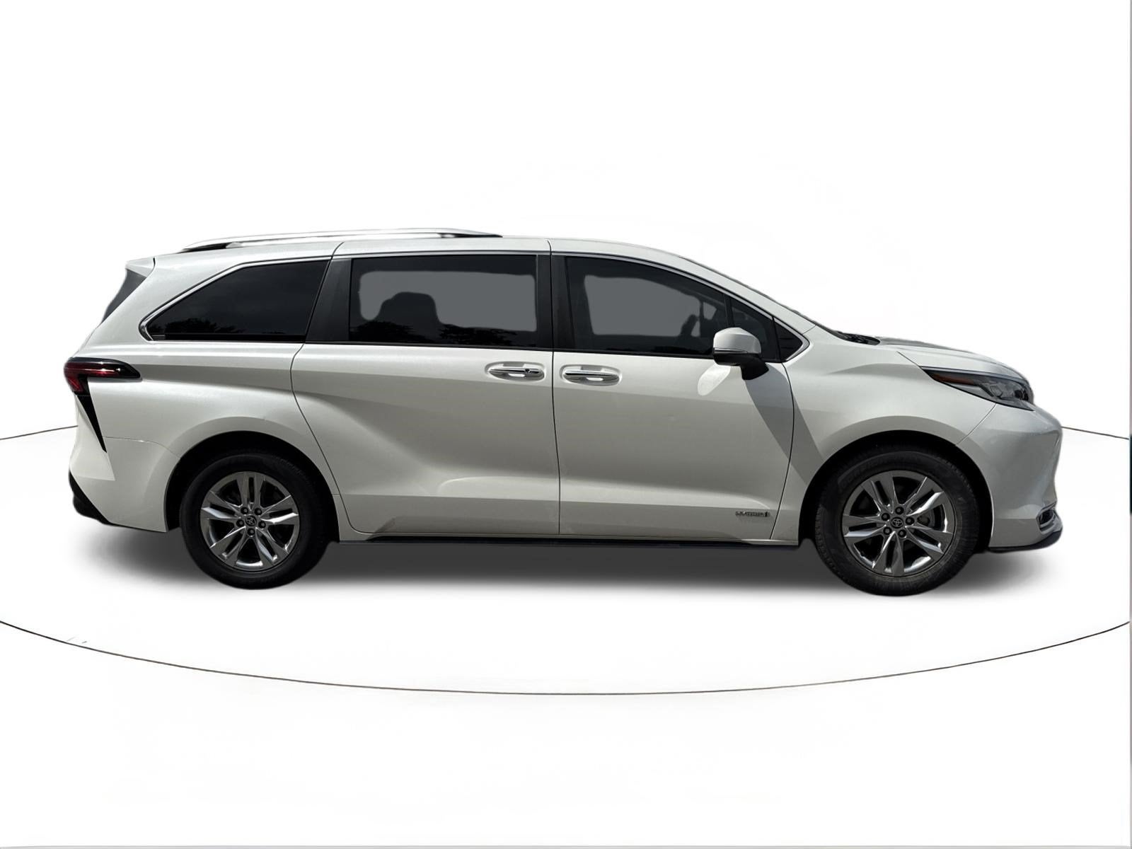 2021 Toyota Sienna Limited