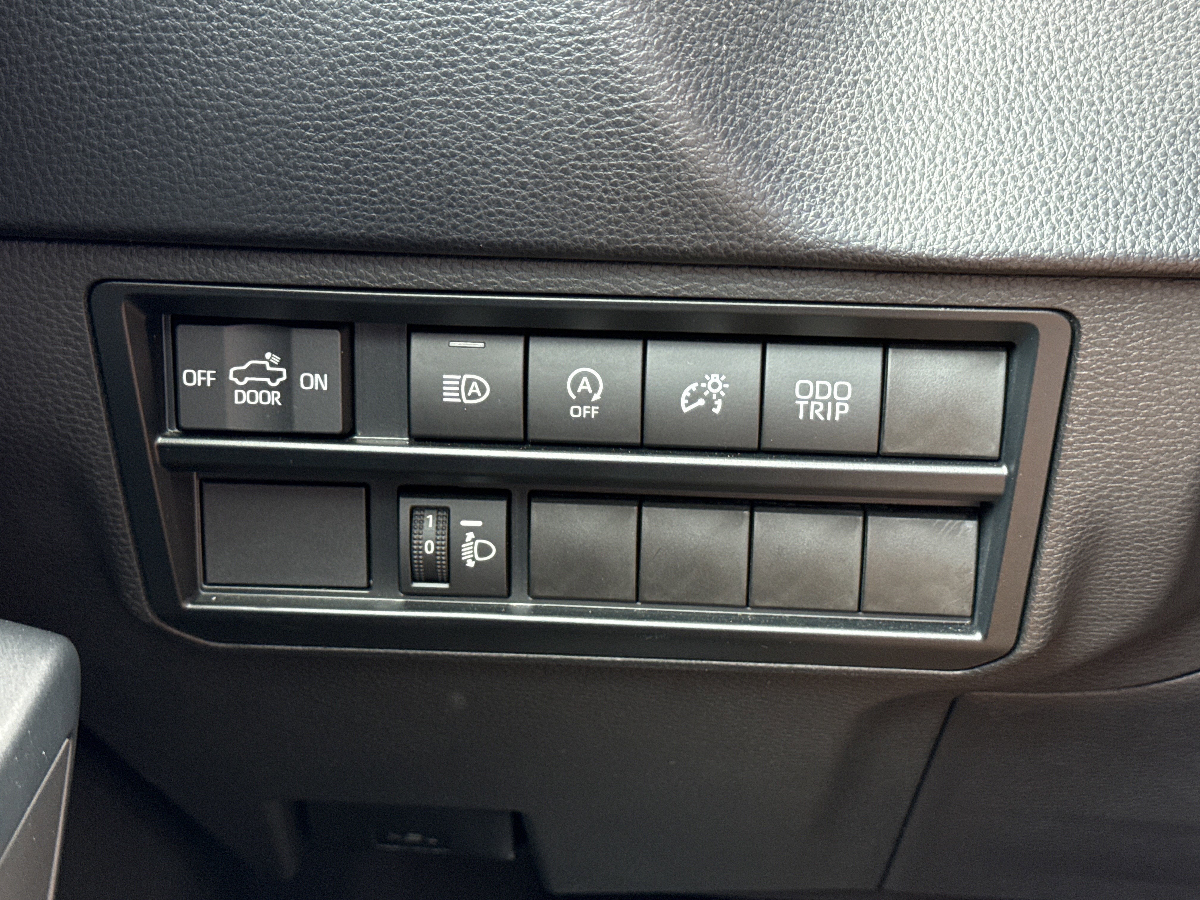 2023 Toyota Tundra 4WD SR