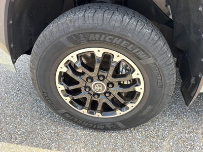 2024 Toyota Tundra 4WD SR5