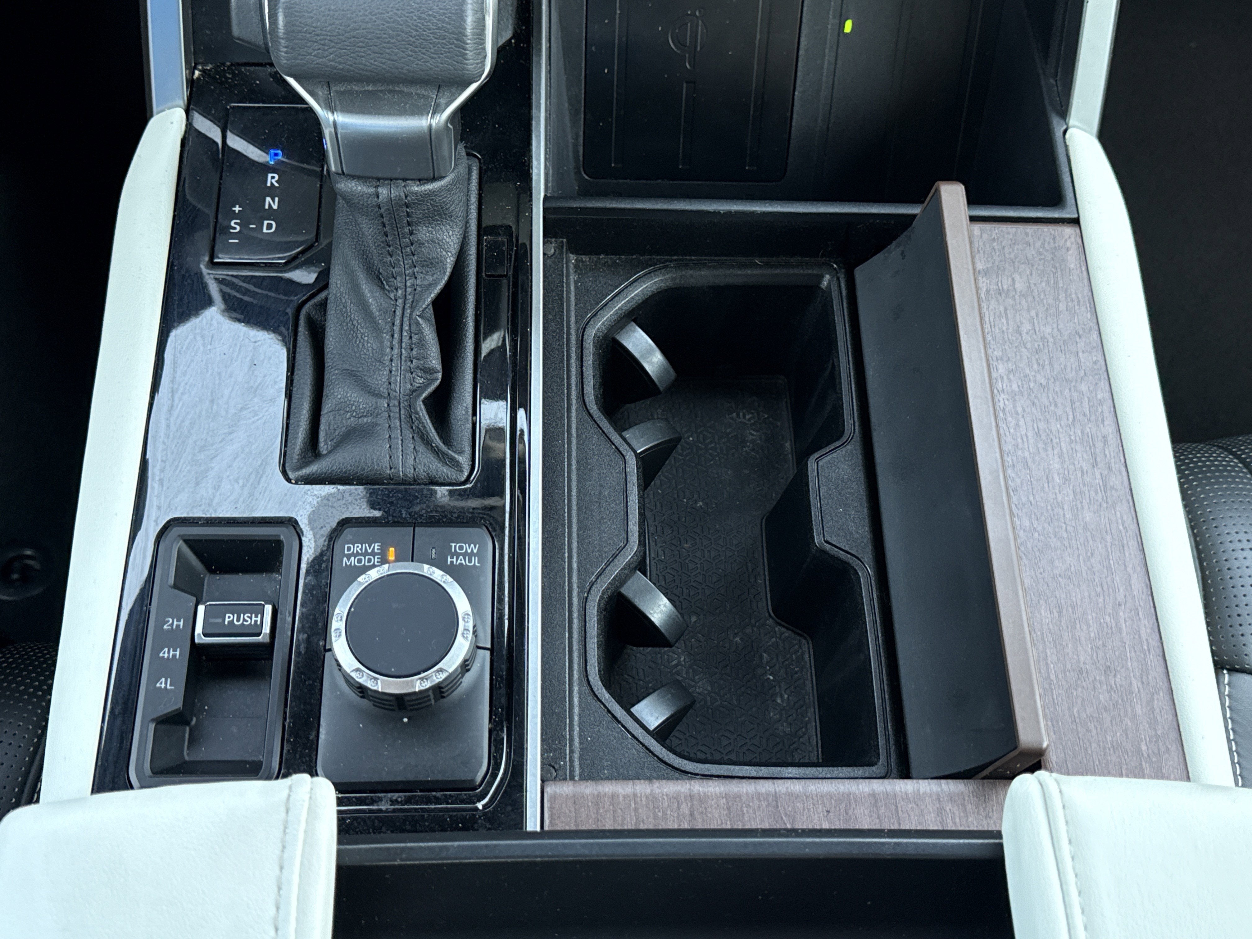 2022 Toyota Tundra 4WD Capstone Hybrid