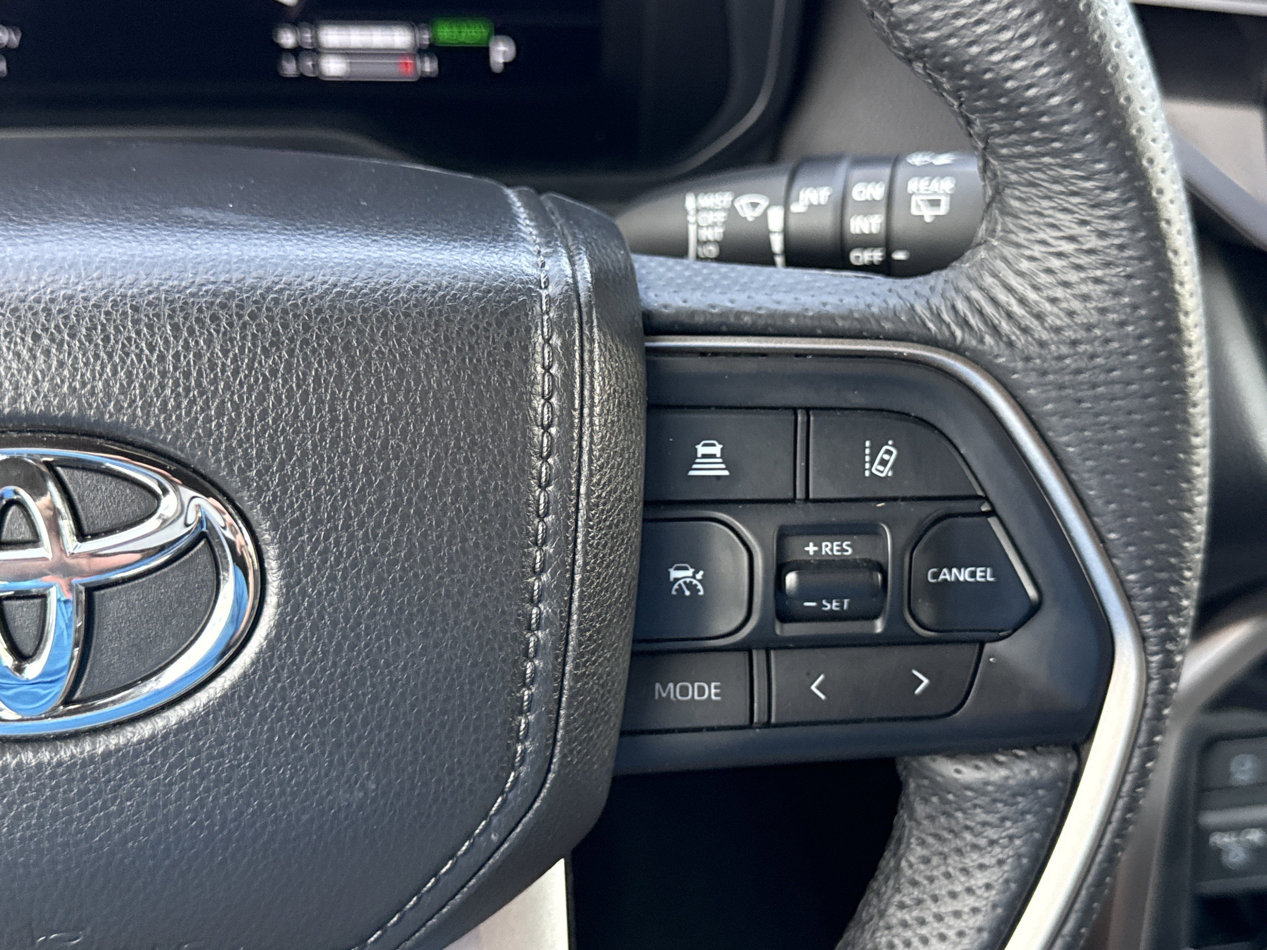 2025 Toyota Sequoia Base