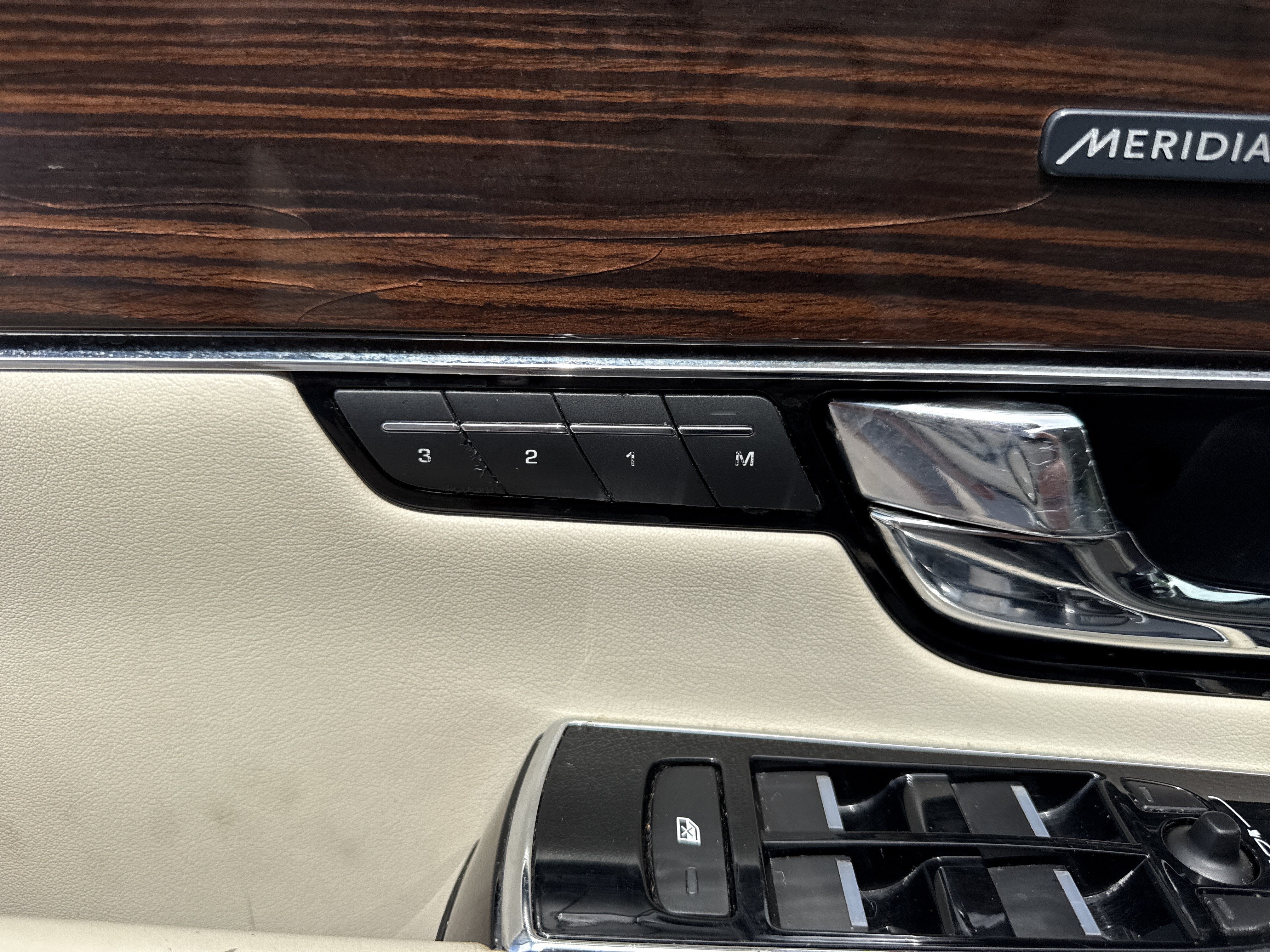 2013 Jaguar XJ XJL Portfolio