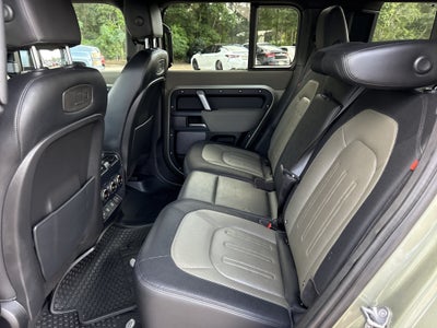 2021 Land Rover Defender X-Dynamic SE
