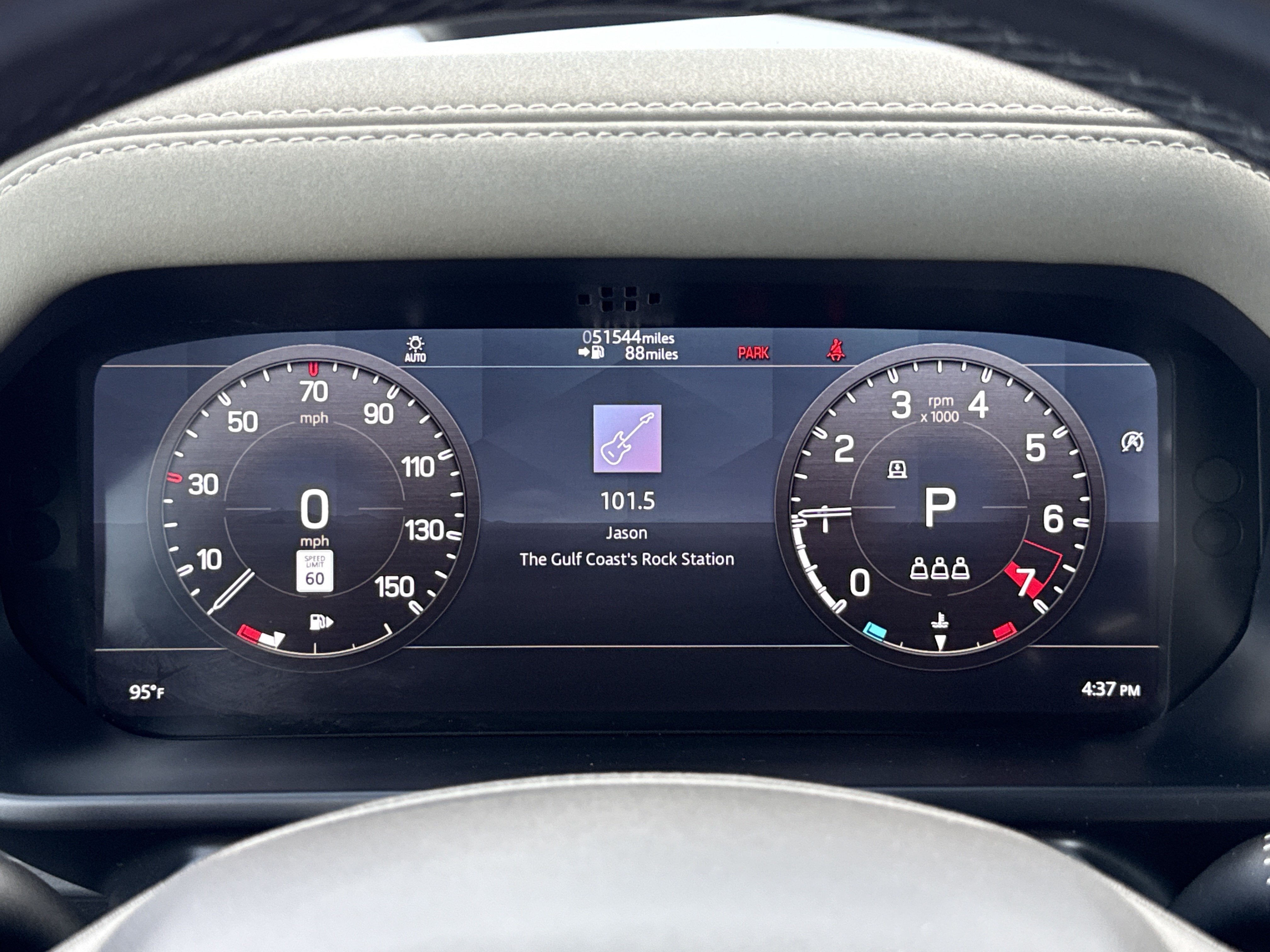 2021 Land Rover Defender X-Dynamic SE