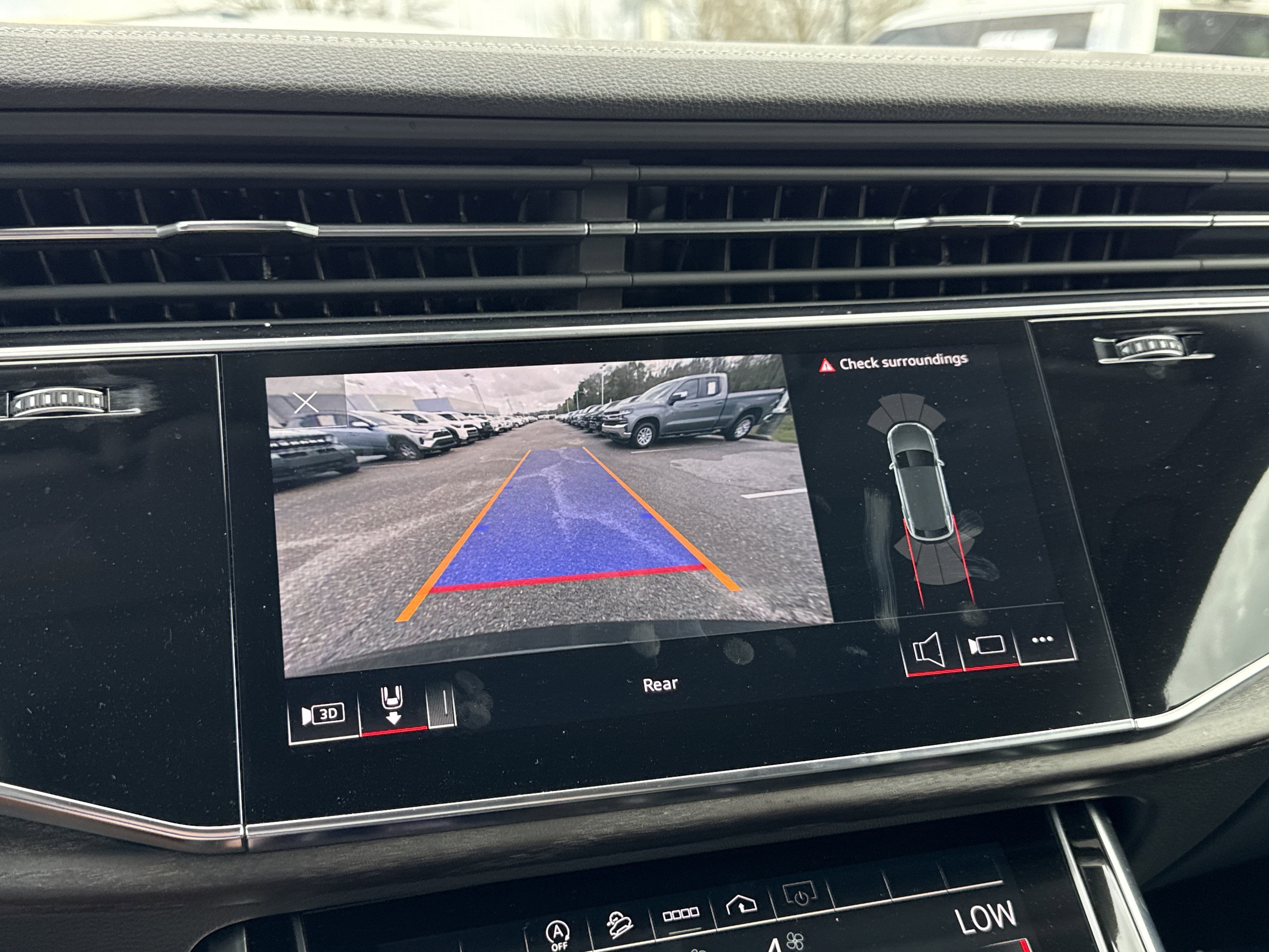 2023 Audi Q8 Premium Plus